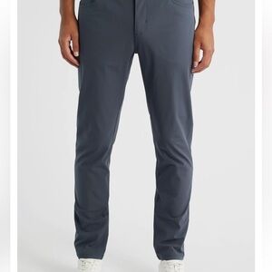 Vuori Men’s Pants Gray Travel Athleisure Business Everyday Stretch Comfort 30